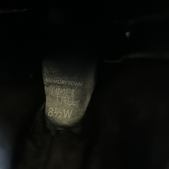 Women’s black boots - Picture 4 of 4